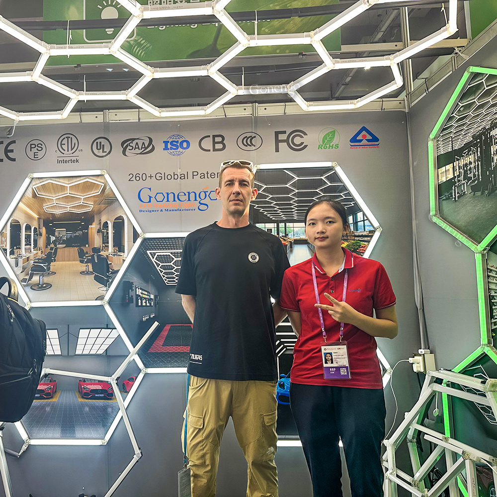 Hexagonal LED Lights Magic Hit Day 2 at 2025 Canton Fair! 7 hexagonal LED lights