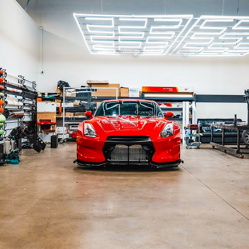 How to renew the style of a car workshop? 8 LED workshop lights